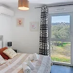 アパート La Boetie By Interhome