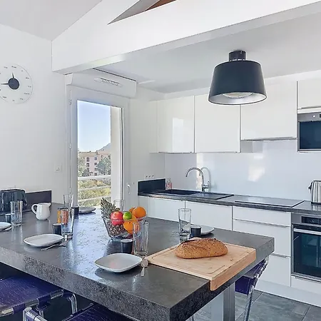 Appartement La Boetie By Interhome *