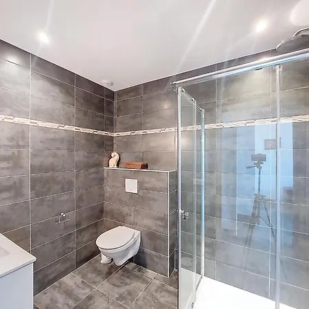 La Boetie By Interhome *